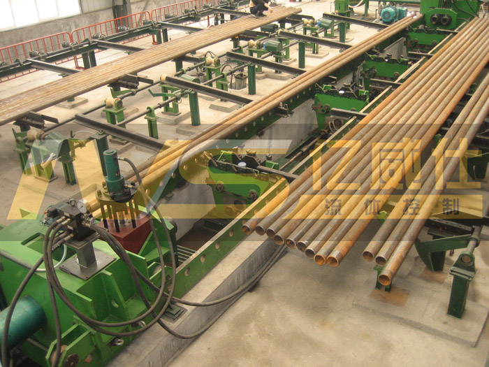 在线钢管红足1世足球网客户现场实拍图1