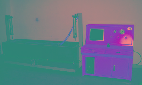 气瓶气密性试验装置(浸水法) 气瓶气密性试验装置(浸水法)