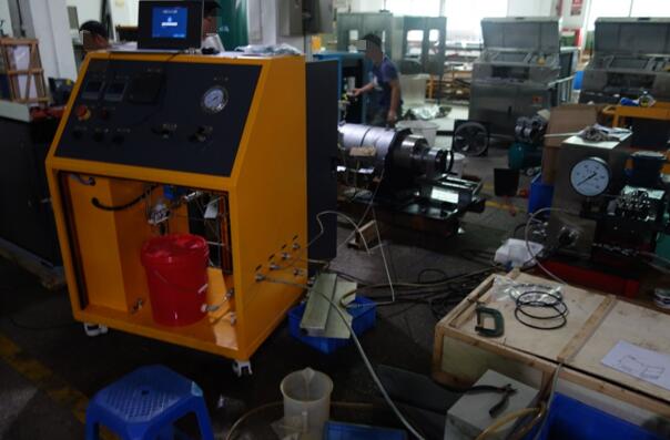 高温高压检测装置生产调试现场实拍 高温高压检测装置生产调试现场实拍