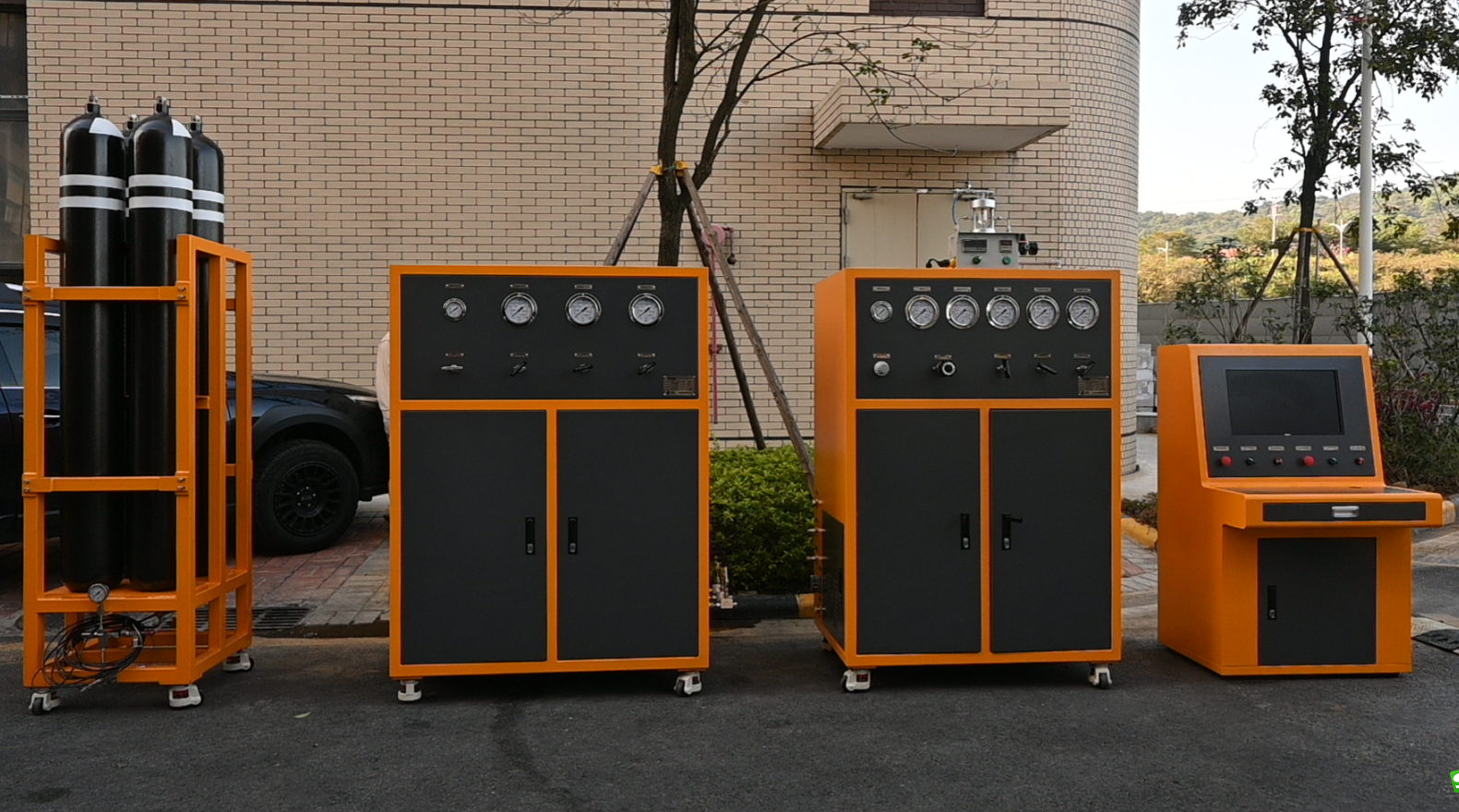 井下工具油压/气压试验系统