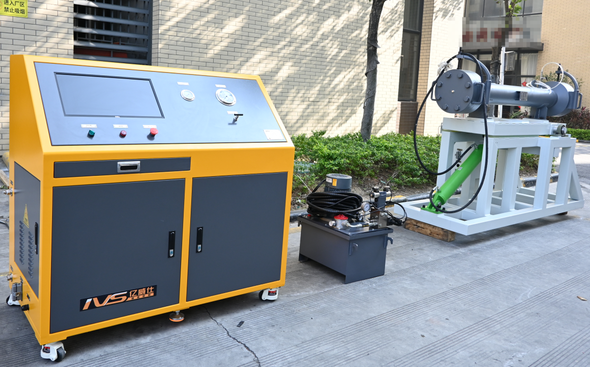 深井红足1世足球网-深水压强模拟装置 深井红足1世足球网-深水压强模拟装置